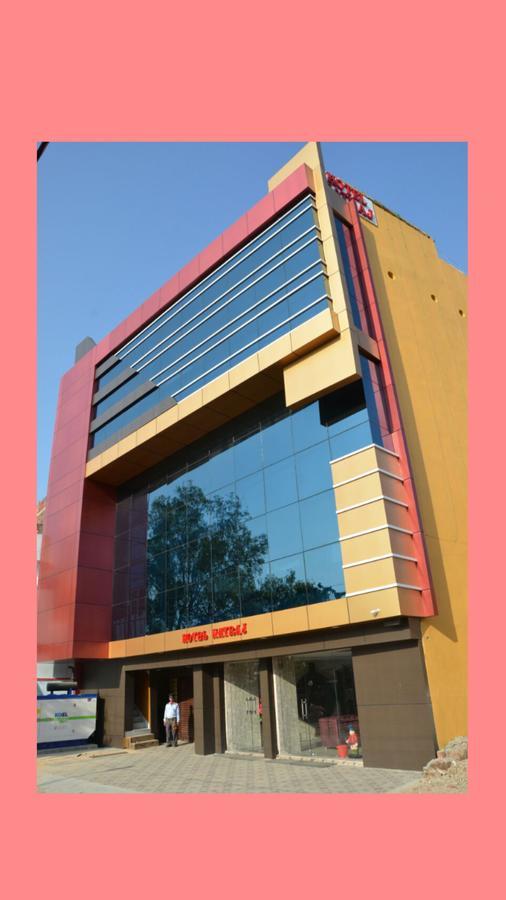 Hotel Natraj Sasaram ภายนอก รูปภาพ