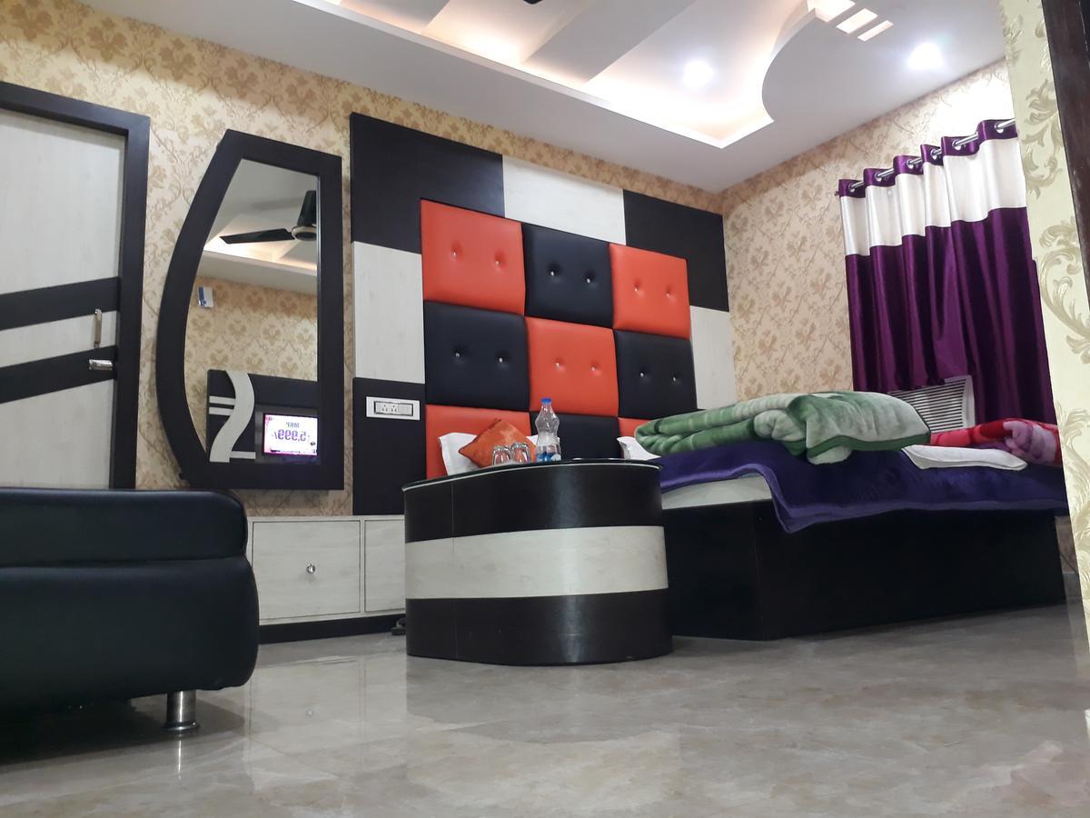 Hotel Natraj Sasaram ภายนอก รูปภาพ