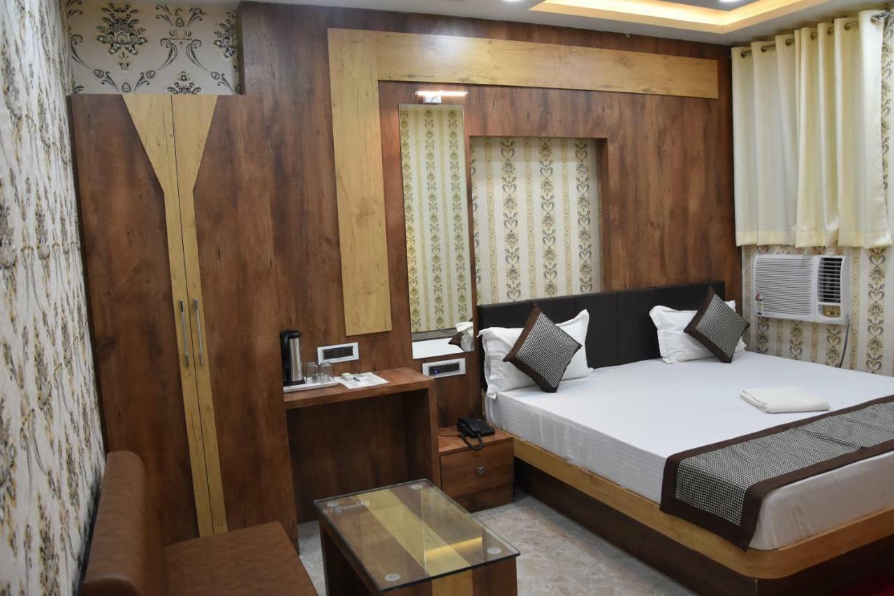 Hotel Natraj Sasaram ภายนอก รูปภาพ